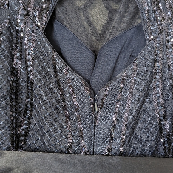 Navy Blue sequin gown - Picture 5 of 5